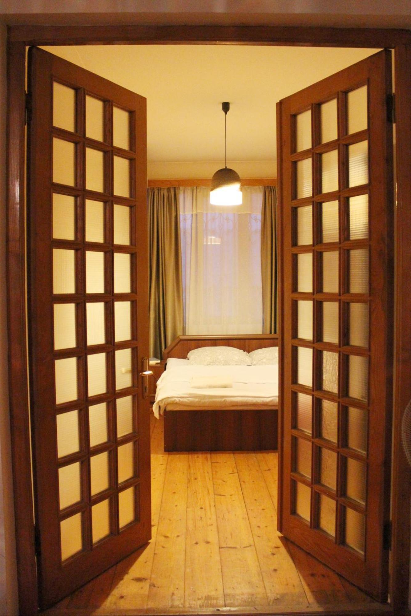 Nitsa Guest House Gori Værelse billede
